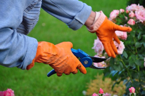 Trusted Gardeners Perivale payment methods and safeguards